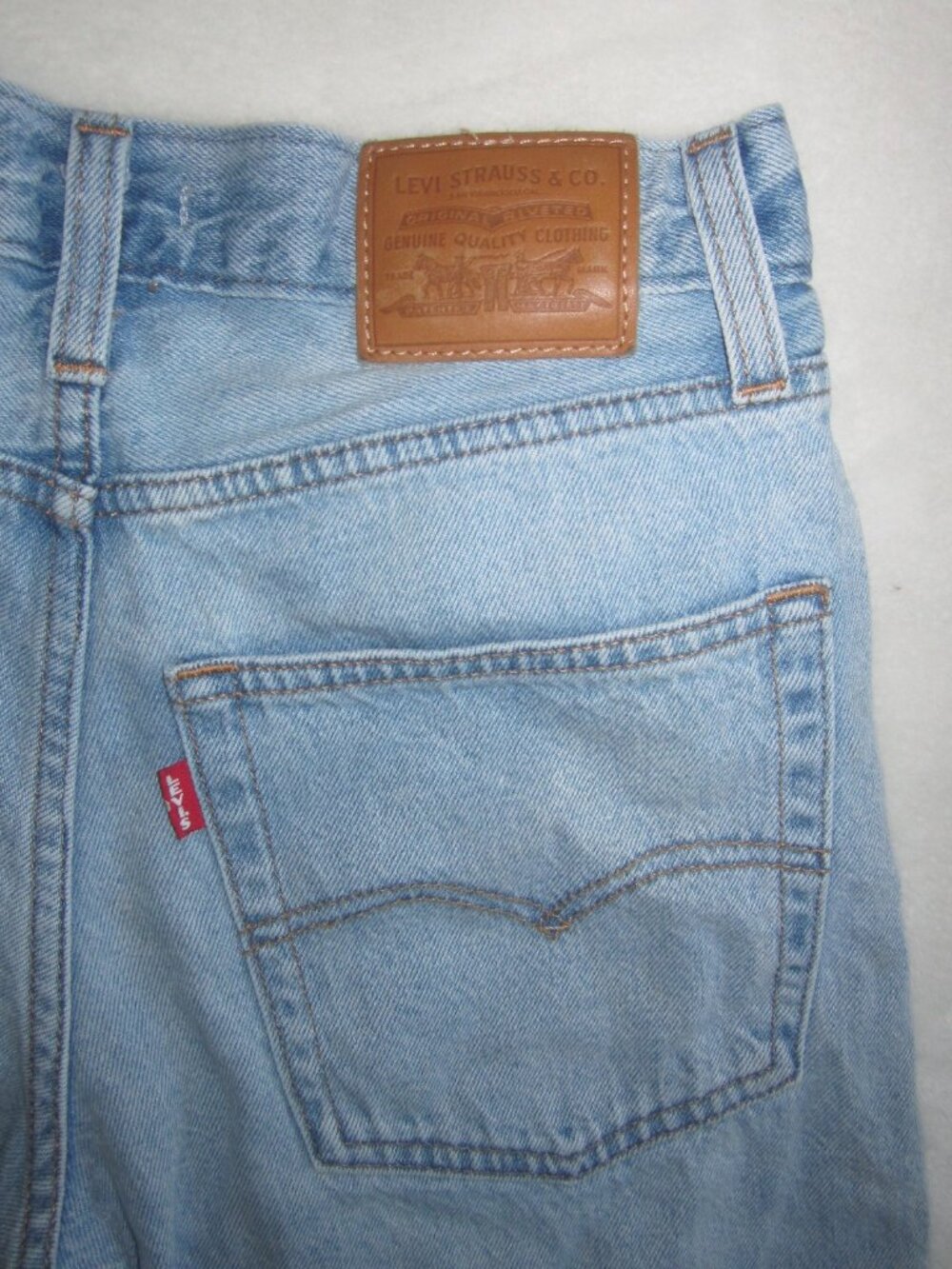 LEVI’S Premium Baggy Dad Jeans Women’s 25 - Picture 9 of 9